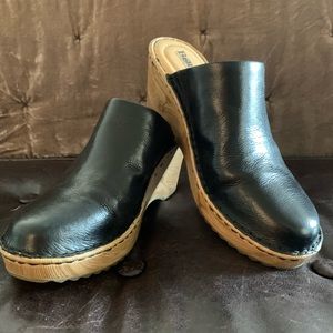 Born Clog Shoes